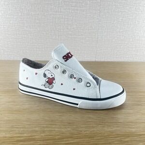 Snoopy Peanuts Slip On Canvas Sneakers White Heart Print Girls Size 4 Red Black